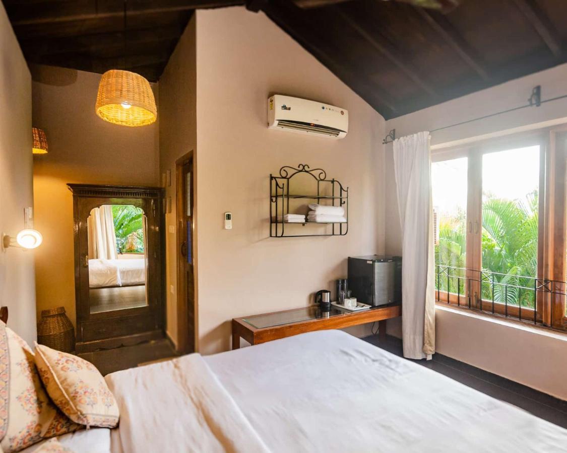 Fiesta Beach Resort Baga Ngoại thất bức ảnh