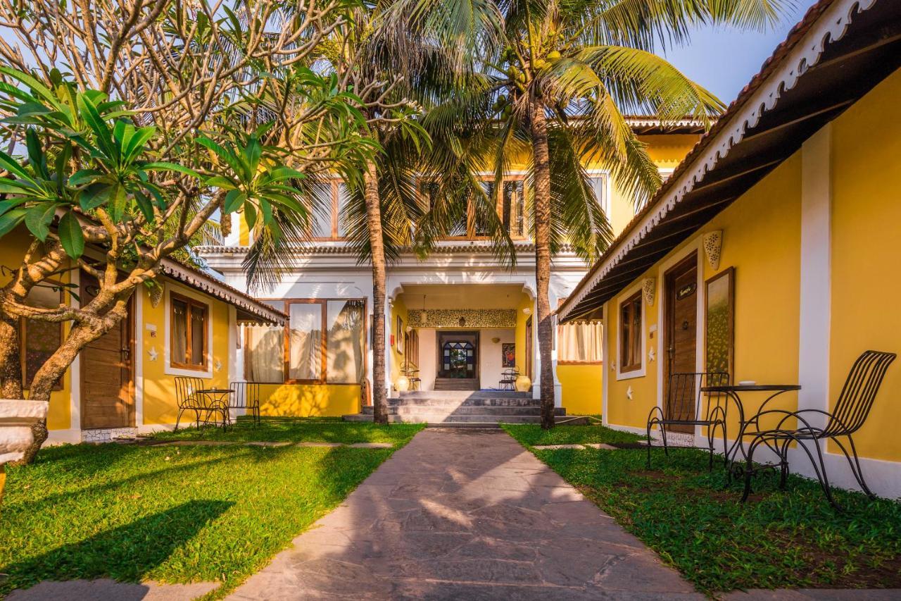 Fiesta Beach Resort Baga Ngoại thất bức ảnh