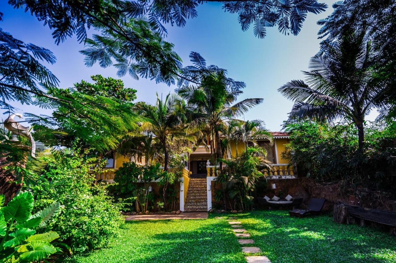 Fiesta Beach Resort Baga Ngoại thất bức ảnh
